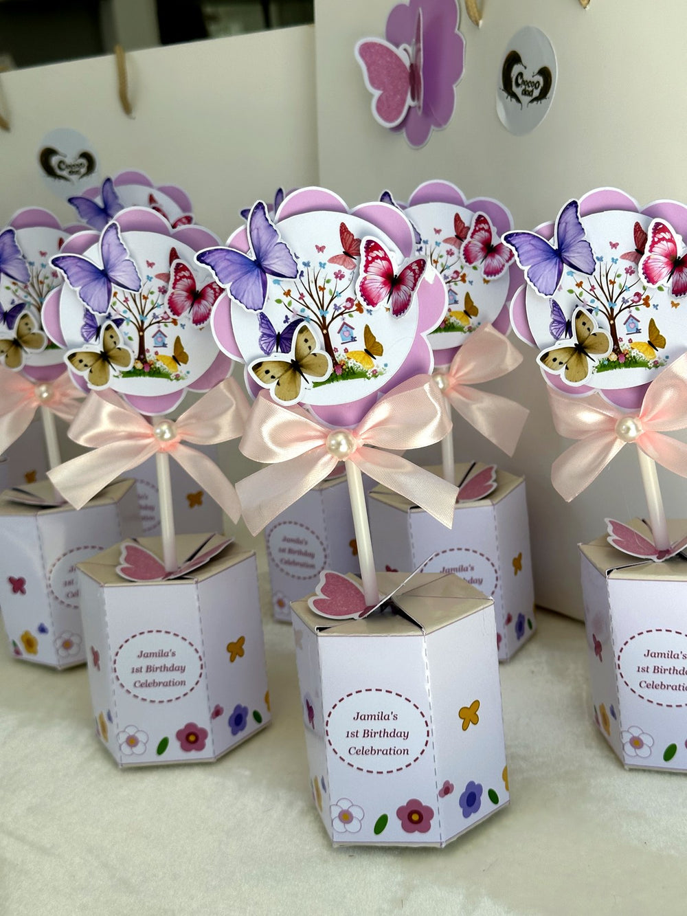 Butterfly Garden 1st Birthday Favor Boxes with Flower Topper & Milky Chocolate — Chocodad Baku