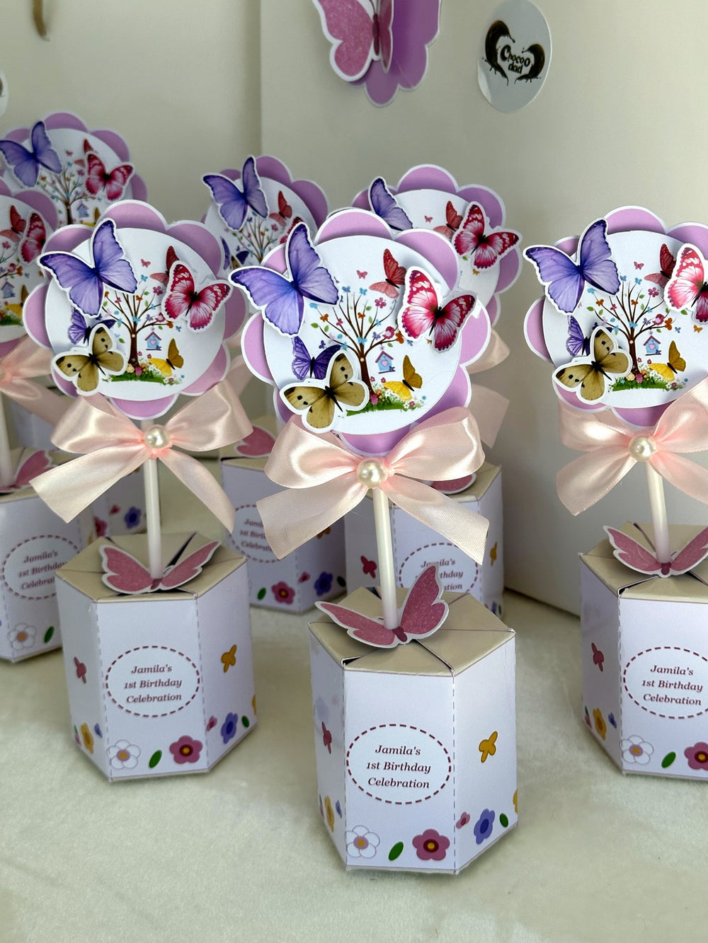 Butterfly Garden 1st Birthday Favor Boxes with Flower Topper & Milky Chocolate — Chocodad Baku