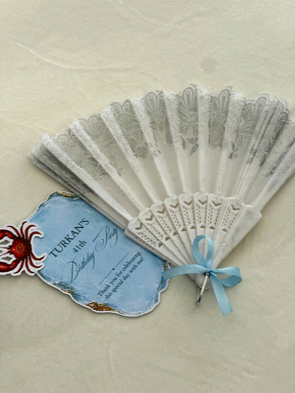 Blue Crab Birthday Party Cards with White Lace Hand Fan — Chocodad Baku