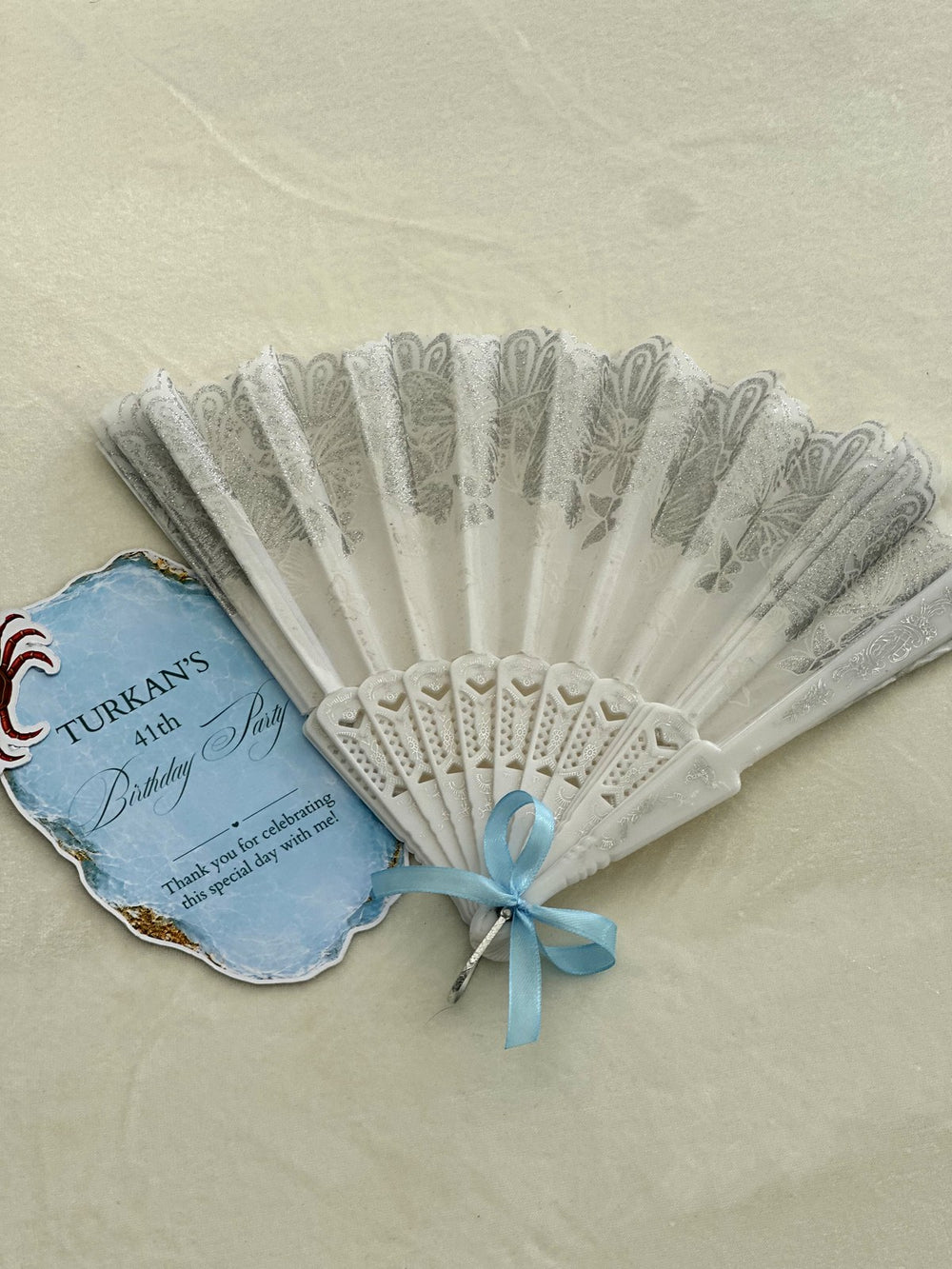 Blue Crab Birthday Party Cards with White Lace Hand Fan — Chocodad Baku