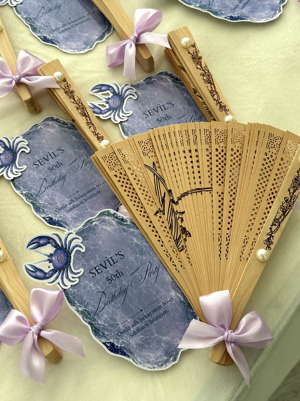 Lilac Crab Birthday Party Cards with Wooden Hand Fan — Chocodad Baku