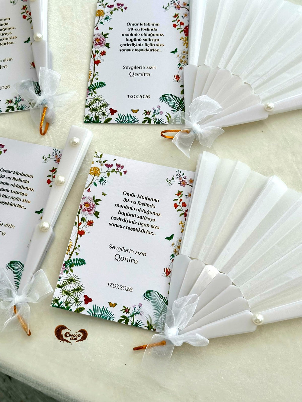 Botanical Wildflower Birthday Cards with White Pearl Hand Fan — Chocodad Baku