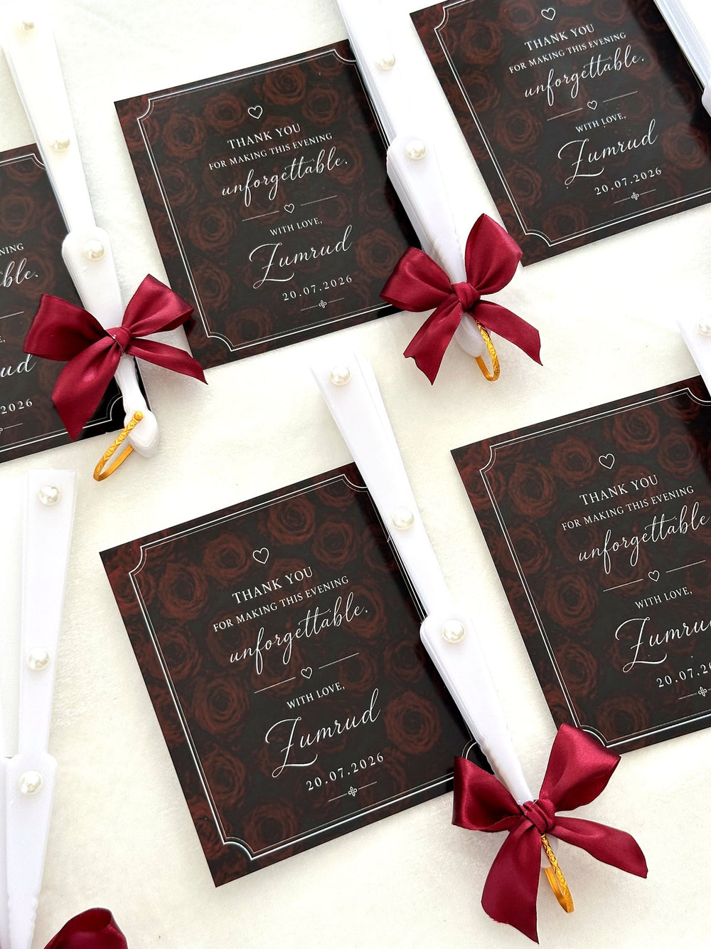 Unforgettable Evening Thank You Cards with White Fan & Burgundy Bow — Chocodad Baku